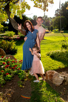 Golden Hour Family Portraits at the International Peace Gardens – The Boss Family660
