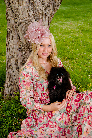 Unforgettable Family Portraits: Celebrating Love and Beauty at the International Peace Gardens