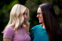 Unforgettable Family Portraits: Celebrating Love and Beauty at the International Peace Gardens