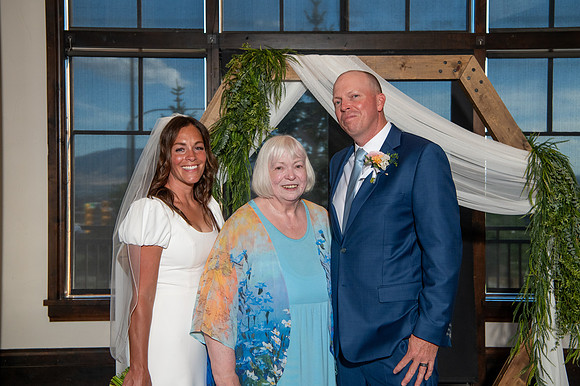 Andrew Watson Tasha Sotomayor Oates Wedding The Lodge at Traverse Mountain3357