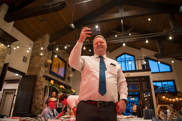 Andrew Watson Tasha Sotomayor Oates Wedding The Lodge at Traverse Mountain4001