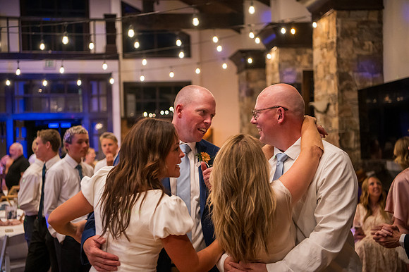 Andrew Watson Tasha Sotomayor Oates Wedding The Lodge at Traverse Mountain4358