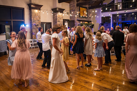 Andrew Watson Tasha Sotomayor Oates Wedding The Lodge at Traverse Mountain4383