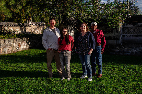 Kelly Lopez Family Portraits at International Peace Gardens in Salt Lake City, Utah118
