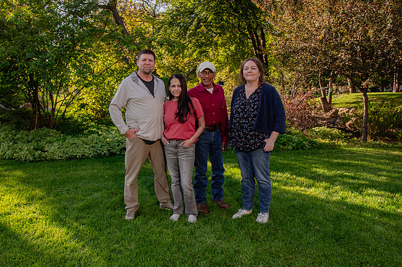 Kelly Lopez Family Portraits at International Peace Gardens in Salt Lake City, Utah9983-Edit