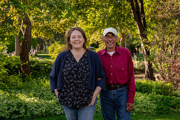 Kelly Lopez Family Portraits at International Peace Gardens in Salt Lake City, Utah5