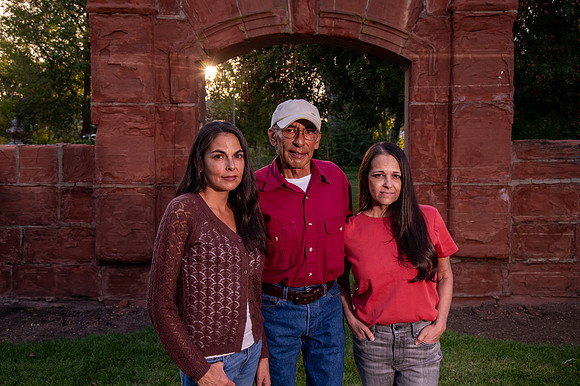 Kelly Lopez Family Portraits at International Peace Gardens in Salt Lake City, Utah248