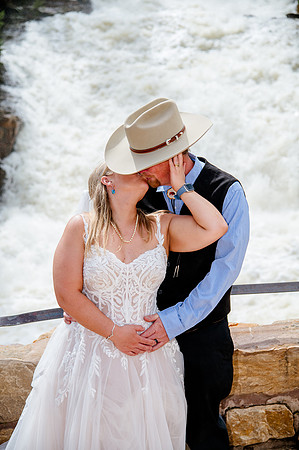 now in June: Megan Collins and Seth Underwood's Mountain Wedding