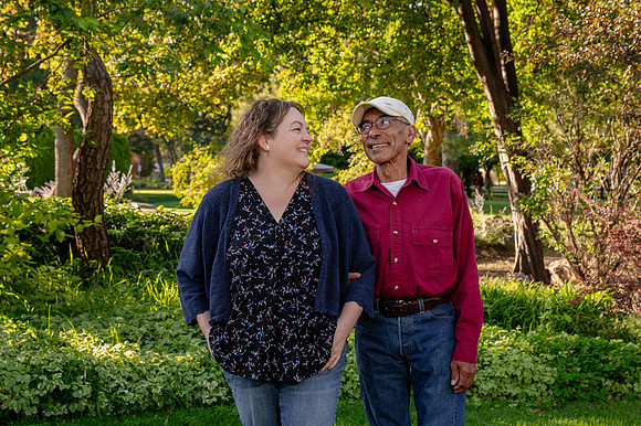 Kelly Lopez Family Portraits at International Peace Gardens in Salt Lake City, Utah3