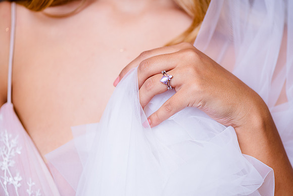 Lyndee Bridals14817