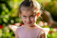 Golden Hour Family Portraits at the International Peace Gardens – The Boss Family8534