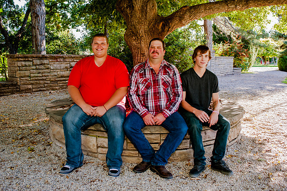 Family Pictues at the International Peace Gardens slc,utah-9684