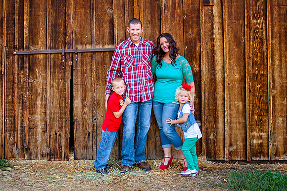 Family Pictures at Wheeler Farm