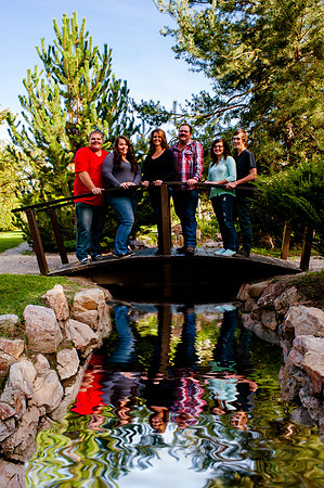 Family Pictues at the International Peace Gardens slc,utah-9642