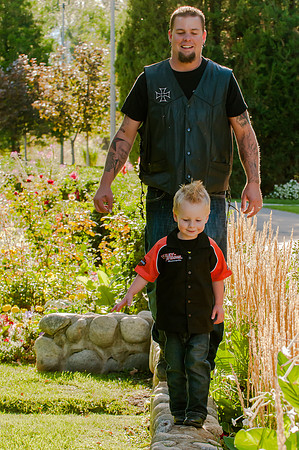 Family Pictues at the International Peace Gardens slc,utah-8781