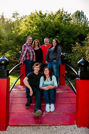 Family Pictues at the International Peace Gardens slc,utah-9618