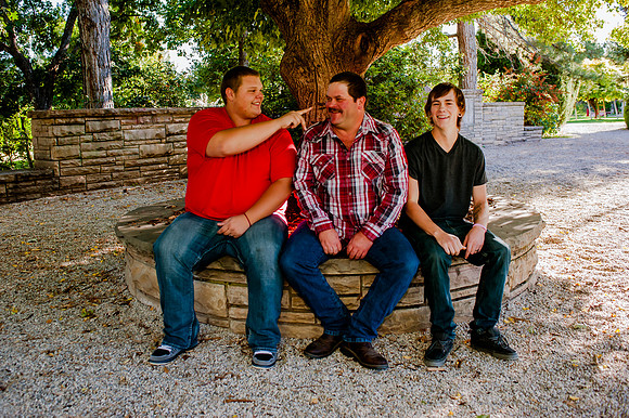 Family Pictues at the International Peace Gardens slc,utah-9694