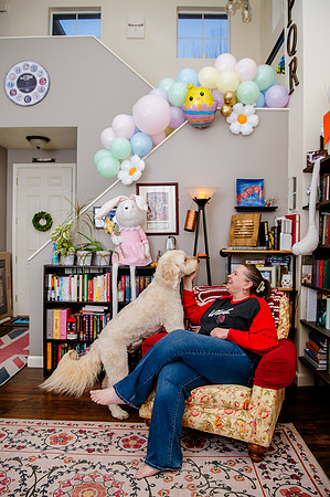 Christine Palmer: A Headshot Session with Personality & Creativity