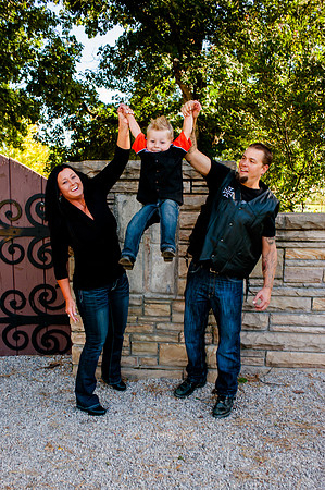 Family Pictues at the International Peace Gardens slc,utah-9679