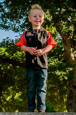Family Pictues at the International Peace Gardens slc,utah-8760