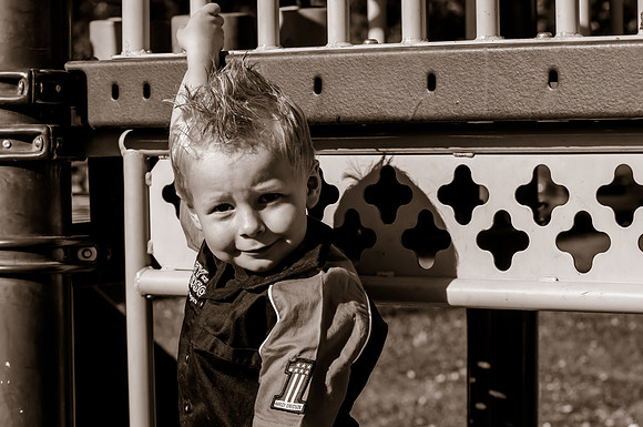 Family Pictues at the International Peace Gardens slc,utah-8474