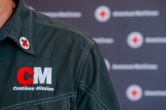 American Red Cross Honors Continue Mission Josh Hansen-2008