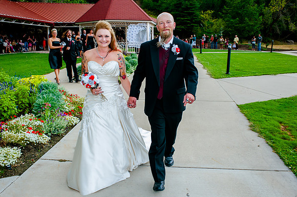 Mr and Mrs Jones-507