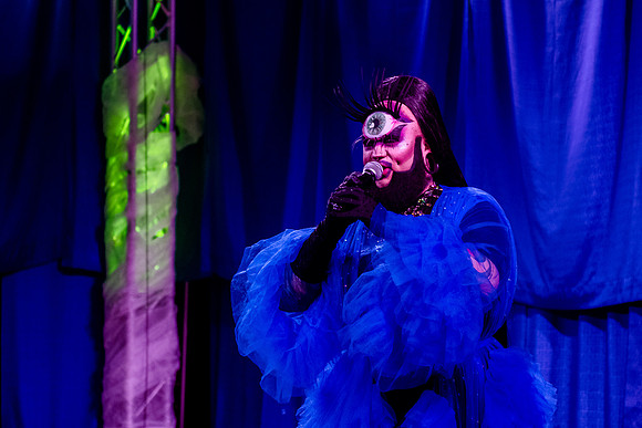 Kiki Cabaret53587