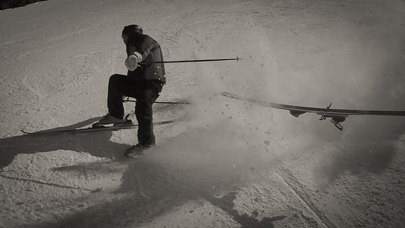 ski fell off (0;00;25;25)