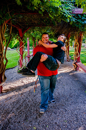 Family Pictues at the International Peace Gardens slc,utah-9775
