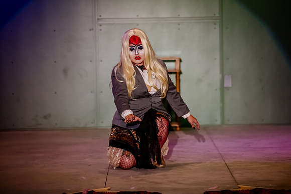 Birdlesque Takes Flight: Burlesque Meets Nature at Tracy Aviary’s Fundraising Cabaret