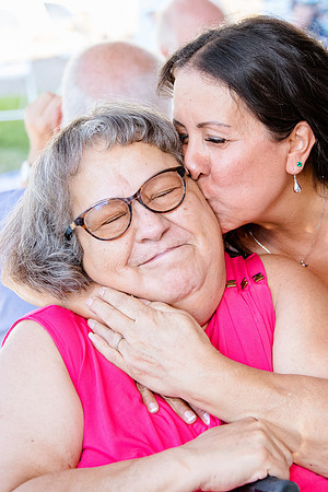 Lynn and Tina123124