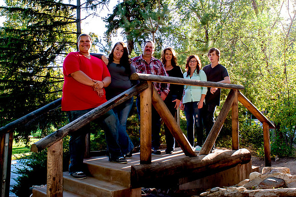 Family Pictues at the International Peace Gardens slc,utah-9832