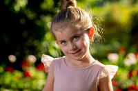 Golden Hour Family Portraits at the International Peace Gardens – The Boss Family8523