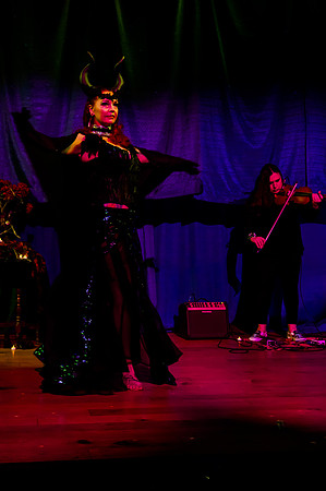 Kiki Halloween73102