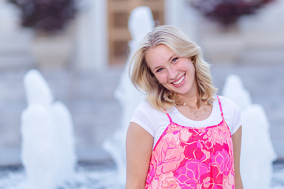 Missionary Photoshoot: Isabelle Petersen at Bountiful Temple