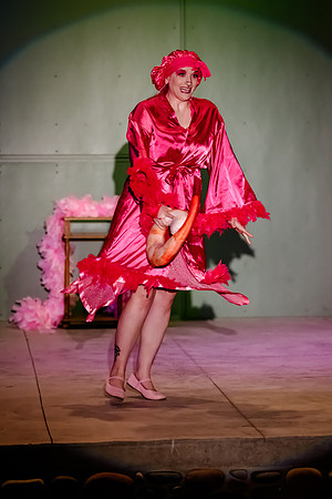 Birdlesque Takes Flight: Burlesque Meets Nature at Tracy Aviary’s Fundraising Cabaret