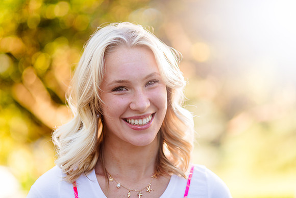 Missionary Photoshoot: Isabelle Petersen at Bountiful Temple