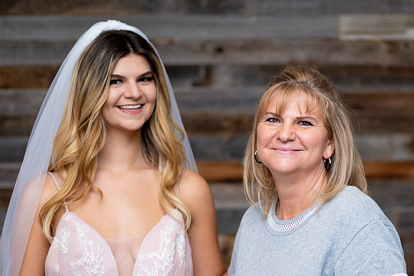 Lyndee Bridals14782
