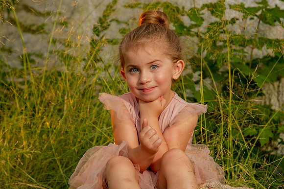 Golden Hour Family Portraits at the International Peace Gardens – The Boss Family1173