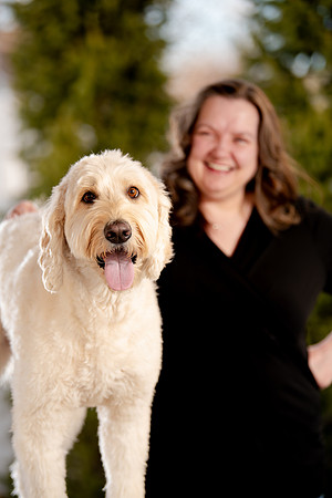 Christine Palmer: A Headshot Session with Personality & Creativity