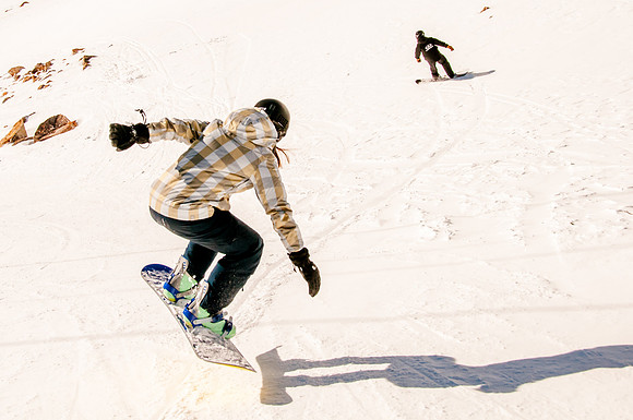 Veteran getting some air in Mineral Basin, Snowbird