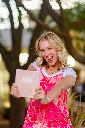 Missionary Photoshoot: Isabelle Petersen at Bountiful Temple