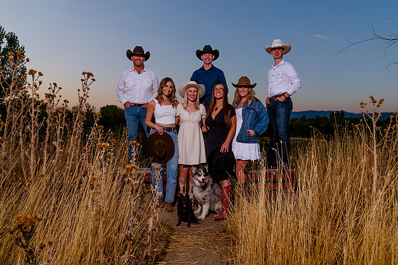 Family Portraits at Wheeler Farm: Alicia Peterson's Blended Family in the Glow of Sunset