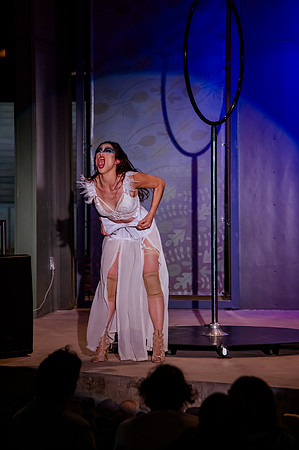 Birdlesque Takes Flight: Burlesque Meets Nature at Tracy Aviary’s Fundraising Cabaret