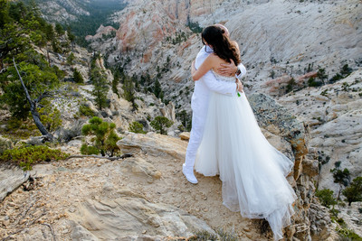 Clifftop Wedding on Hell's Backbone -9366