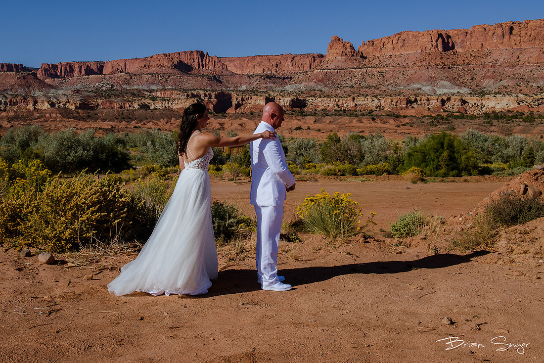 Clifftop Wedding on Hell's Backbone -9053