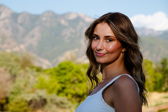 Family Portraits at Wheeler Farm: Alicia Peterson's Blended Family in the Glow of Sunset