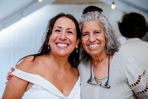 Lynn and Tina123109