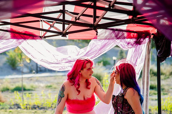 Birdlesque Takes Flight: Burlesque Meets Nature at Tracy Aviary’s Fundraising Cabaret